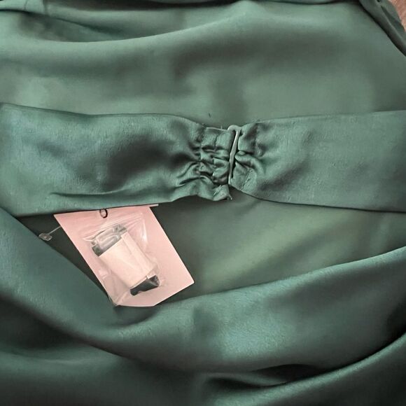 Sugarlips Plus Open Back Satin Maxi Dress- Size 2X - Picture 6 of 8